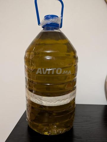 زيت الزيتون الحرّة الطبيعية – 50 درهم للتر