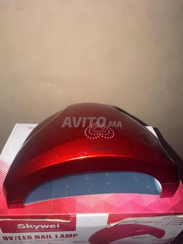 Lampe UV/LED Skywei 48 W pour ongles