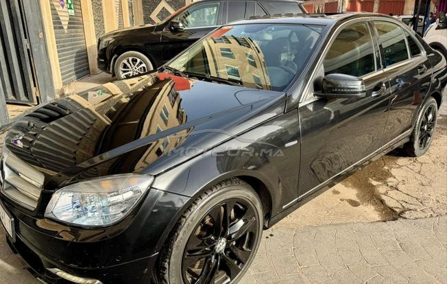 Mercedes-Benz C320 V6 2010 Importée neuve au Maroc