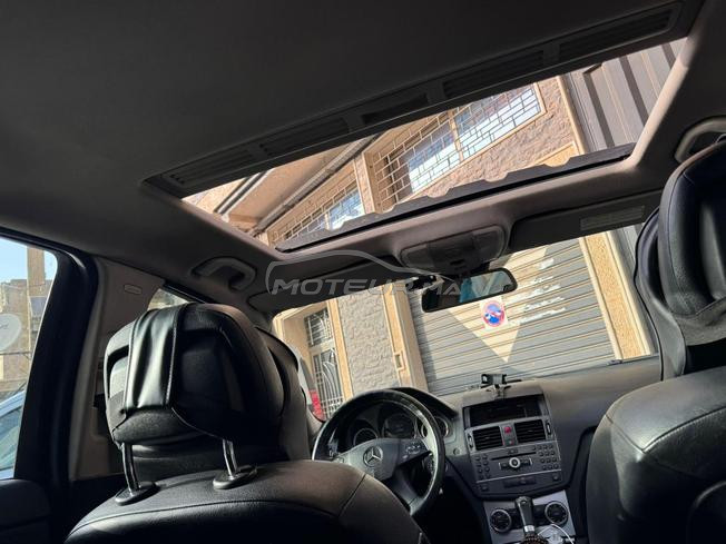 Mercedes-Benz C320 V6 2010 Importée neuve au Maroc