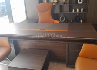 مكتب فاخر/bureau de luxe disponible en stock