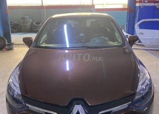 Clio 4 bien entretenue