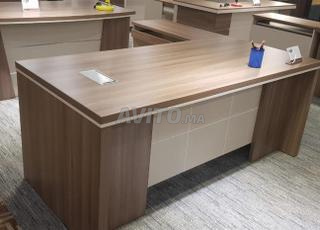 مكتب فاخر / مكتب إدارة / عالي الجودة