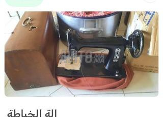 Machine à coudre ancienne