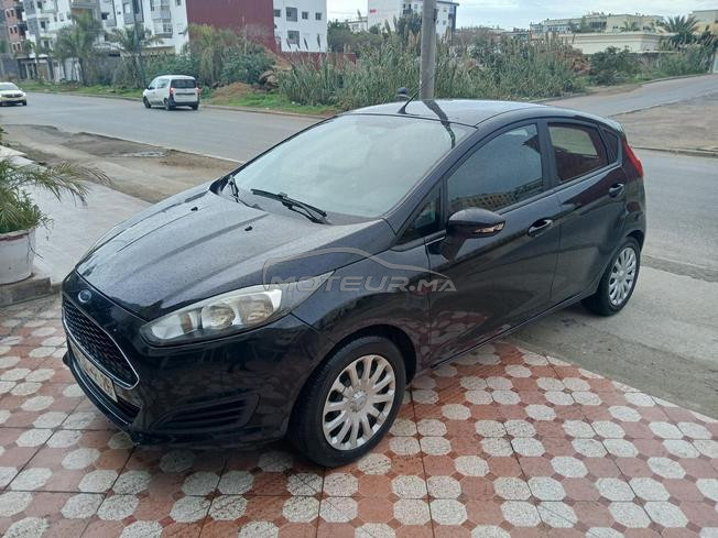 ford fiasta essence model 2017
