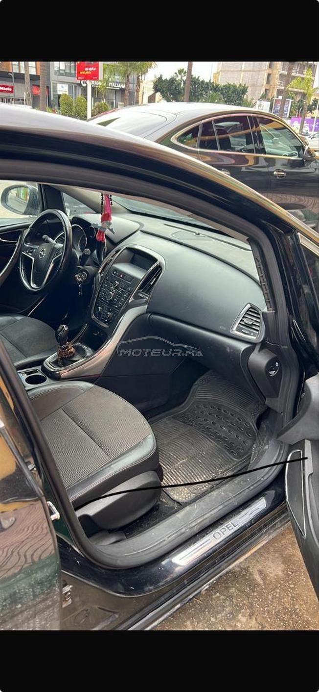 Opel Astra Diesel Manuelle 2011 à Casablanca