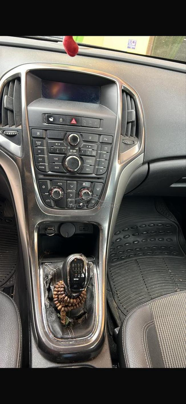 Opel Astra Diesel Manuelle 2011 à Casablanca