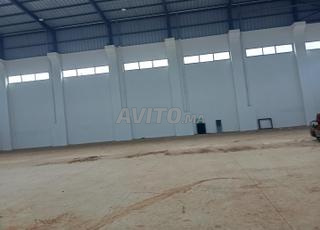 dépôt a louer de 500m²