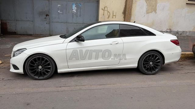 Mercedes E coupé facelift 220cdi pack AMG