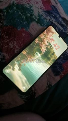 Téléphone de type Atel, encore propre et en bon état - 2