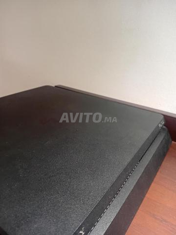 بلاي ستيشن 4 سليم 2 يد تحكم