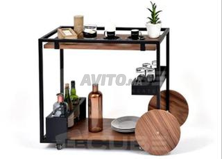 طاولة تقديم جديدة تم شراؤها من متجر كيوب