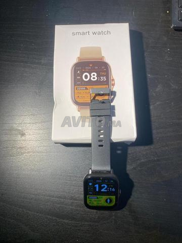 ساعة ذكية سوداء فرصة جيدة حالة جديدة 200 درهم