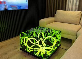 Table Basse LED Design – Pièce Signature