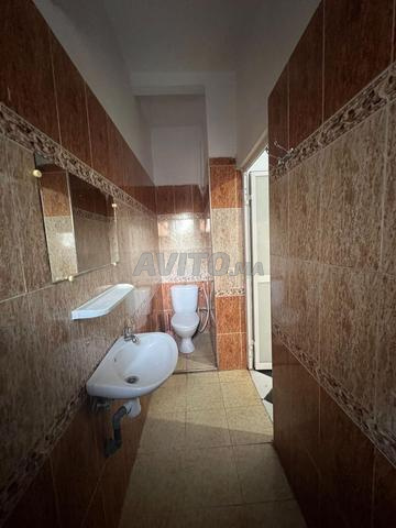 استوديو للإيجار في حي المنزه بالرباط - 2