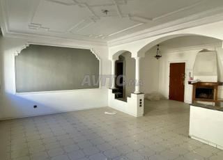 بيع شقة جميلة في مركز غاندي