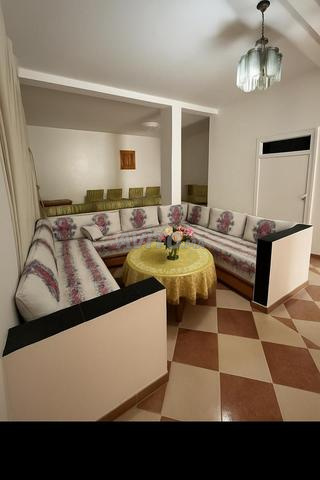 Bel appartement à louer à 2 min de la corniche