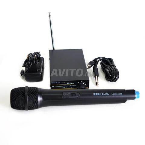 BETA LWM-2118 - ميكروفون لاسلكي وجهاز استقبال متضمن