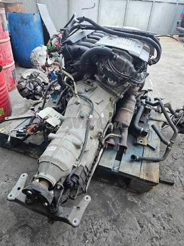 Moteur complet 30i BMW avec faisceau boite et pont