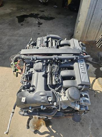 Moteur complet 30i BMW avec faisceau boite et pont - 2