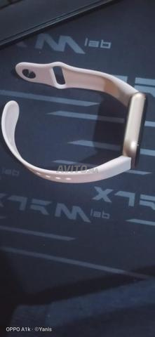 ساعة متصلة بلوتوث