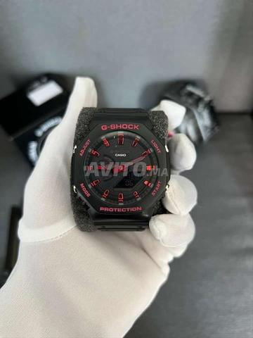 ساعة G-SHOCK سوداء حمراء