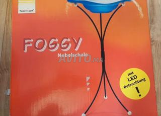 نافورة مع تأثير الضباب الأزرق