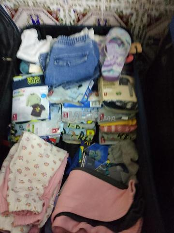 بيع ملابس جديدة للأطفال مستوردة