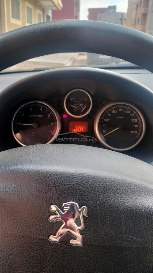 Peugeot 206 Plus Essence fin 2011 سيارة نقية