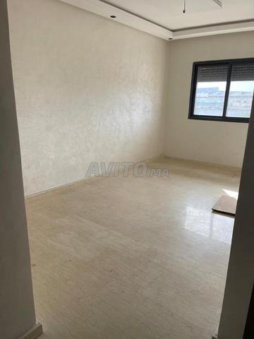 مكتب للإيجار على شارع عقبة بن نافع سيدي مومن - 2