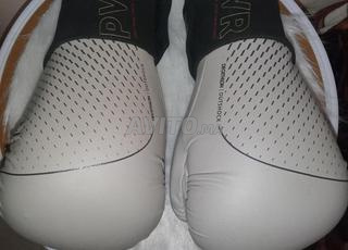 قفازات ملاكمة عالية الجودة