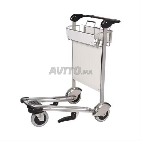 أعرض للبيع عربات ترولي لحمل الحقائب من الفولاذ المقاوم للصدأ