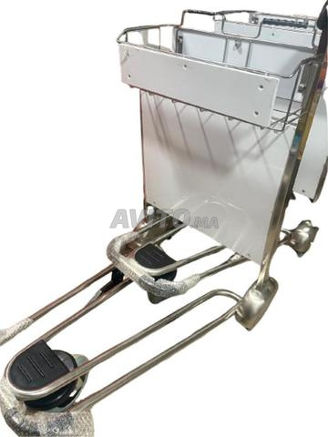 Je mets en vente des trolleys portebagage en inox - 2