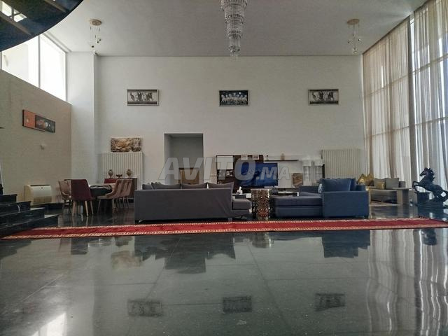 Villa 7ch meublé à louer journalière