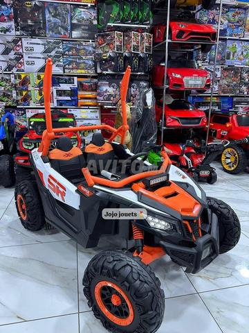 GRANDE VOITURE CAN-AM ÉLECTRIQUE 12V