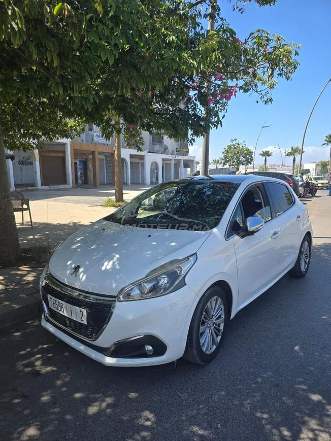 Peugeot 208 Diesel Full Option