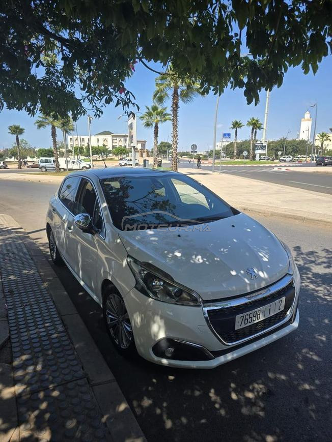 Peugeot 208 Diesel Full Option