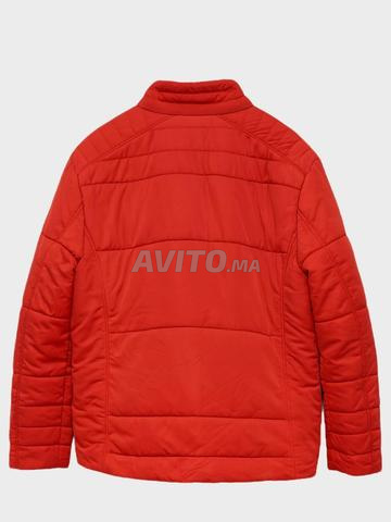 سترة دافئة وخفيفة الوزن من ماركة Calamar.