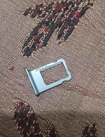 شاريو iPhone 8 plus