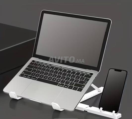 stand for laptop/ حاملة الحاسوب