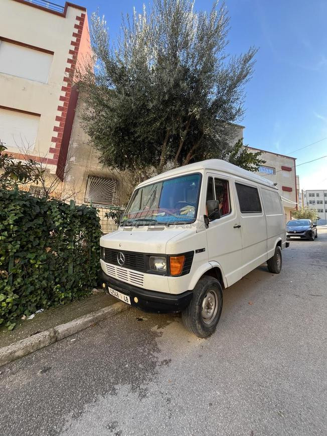 Mercedes-Benz 307 Diesel Manuelle 1983 à Taza
