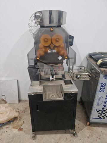 آلة عصير البرتقال