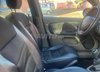 رونو سيمبول ديزل يدوية 2010 في مراكش