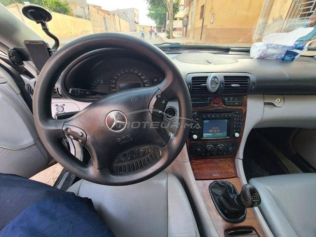 Mercedes-Benz 220 Diesel Manuelle 2002 à Tan-Tan