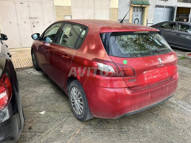Peugeot 308 Diesel Manuelle 2016 à Salé
