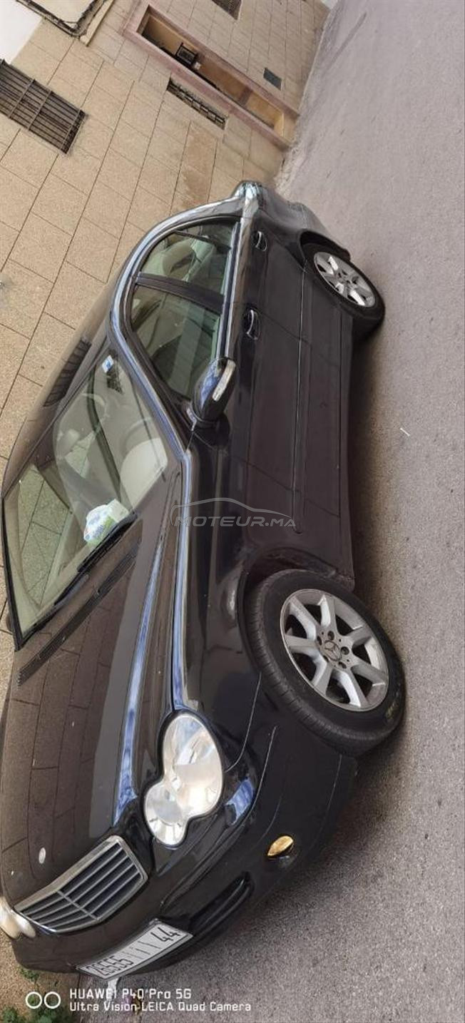  و سط المدينة تطوان