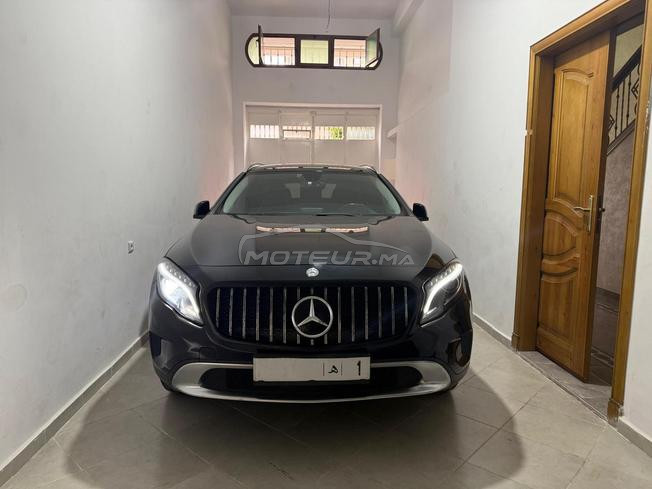 Mercedes-Benz 220 Diesel Automatique 2015 à Tanger