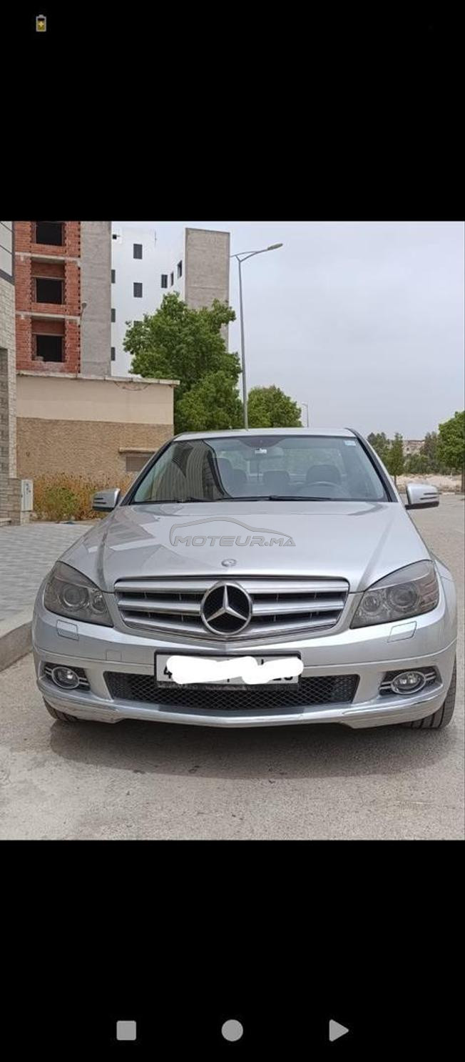 Mercedes-Benz 220 Diesel Automatique 2008 à Taza
