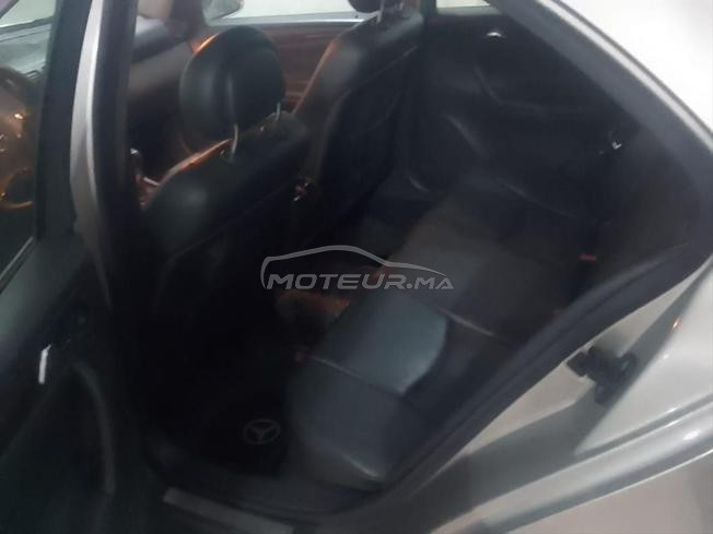 voiture Mercedes c 200 