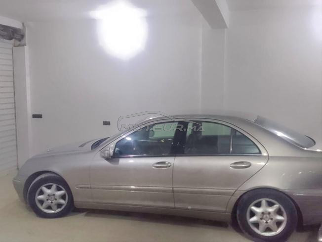 voiture Mercedes c 200 